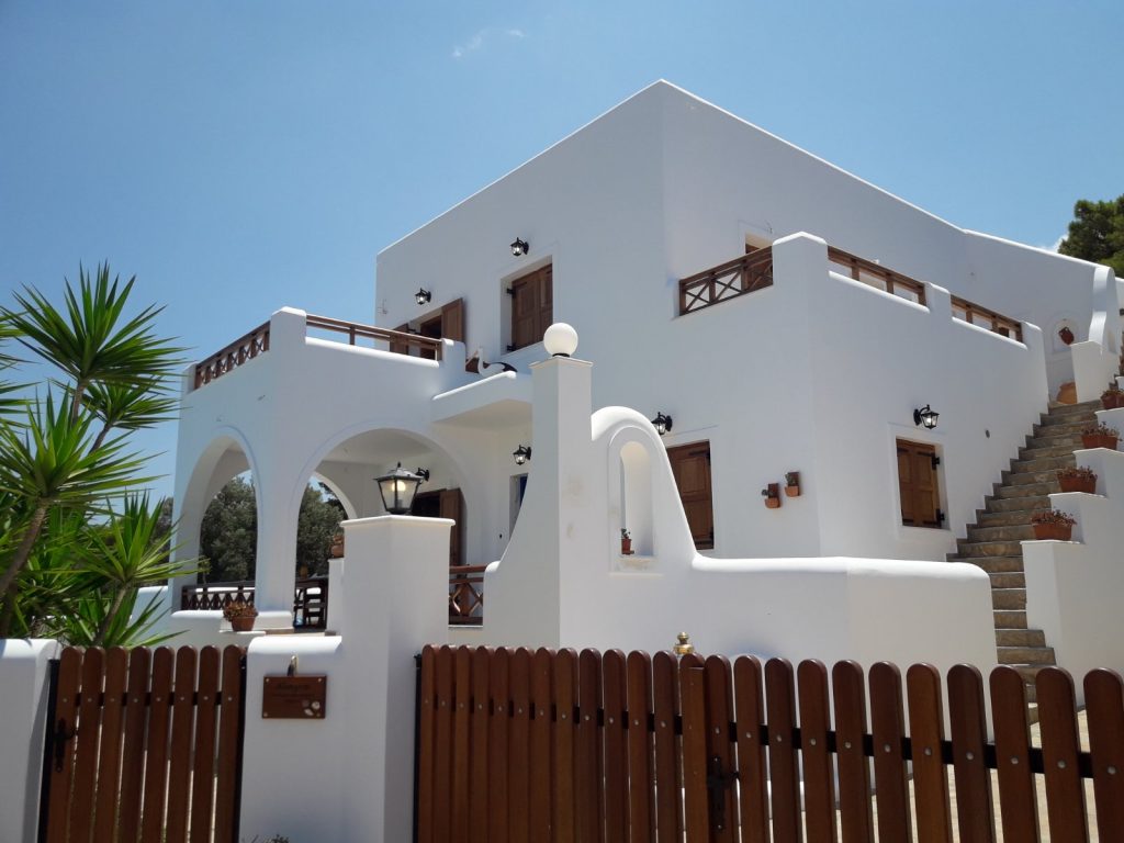 Linos Real Estate Μεσιτικό Αίγινα