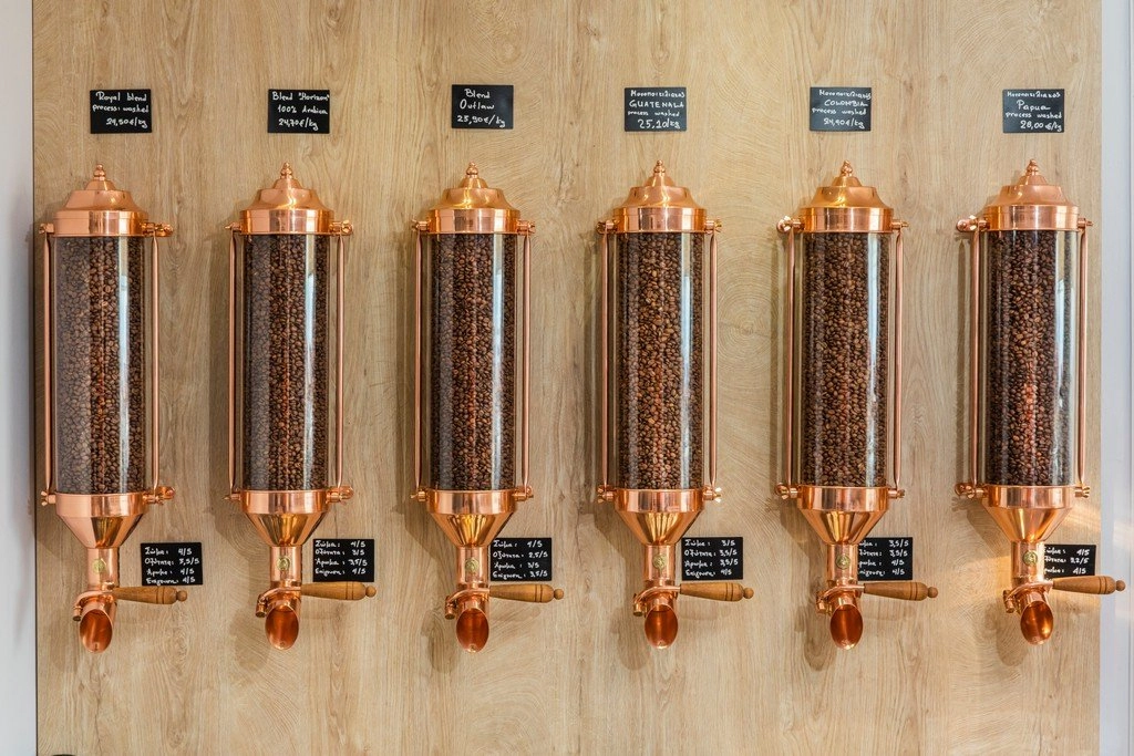 Nikos and Lefteris Spyridakis - We love everything about Aegina and we owe everything we are to it 4 SPIRI Coffee & Beverages